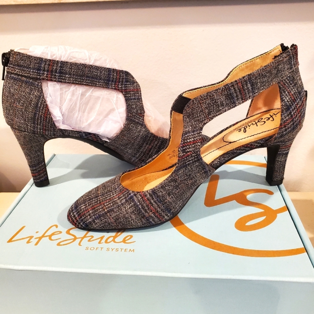 LifeStride Giovanna 2 Grey Plaid Bootie Size 7 NIB